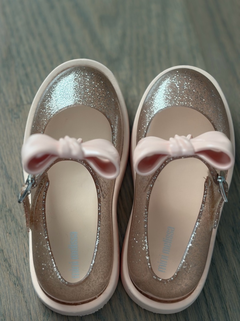 Mini Melissa Pink Glitter Bow Mary Jane Shoes - Picture 2 of 7